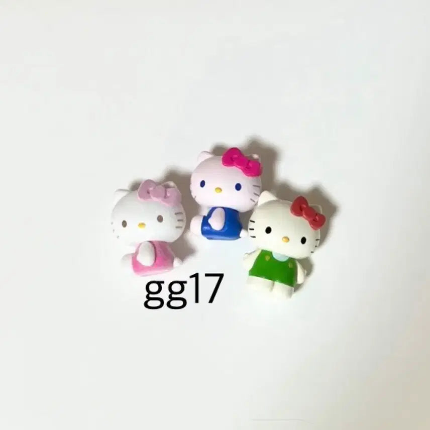 [BUNJANG] Re-Ment Hello Kitty Kujiphone Surprise Fluffy Figure Gacha Random / 일괄) 리멘트 키티 쿠지폰 서프라이즈 산리오 피규어 가챠 랜덤