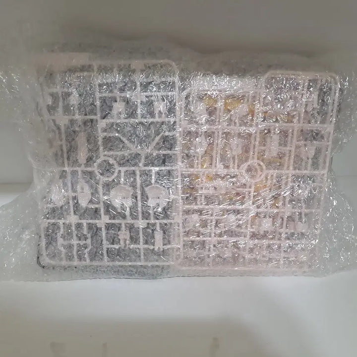 [BUNJANG] MGSD Strike Rouge Model Kit (First Edition, Sealed) / [미개봉] 중국제 MGSD 스트라이크루즈 팝니다