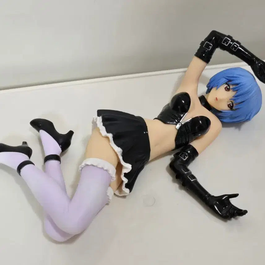 [BUNJANG] Evangelion Ayami Rei Gothic Night Figure / 에반게리온 아야나미 레이 고딕 나이트 피규어