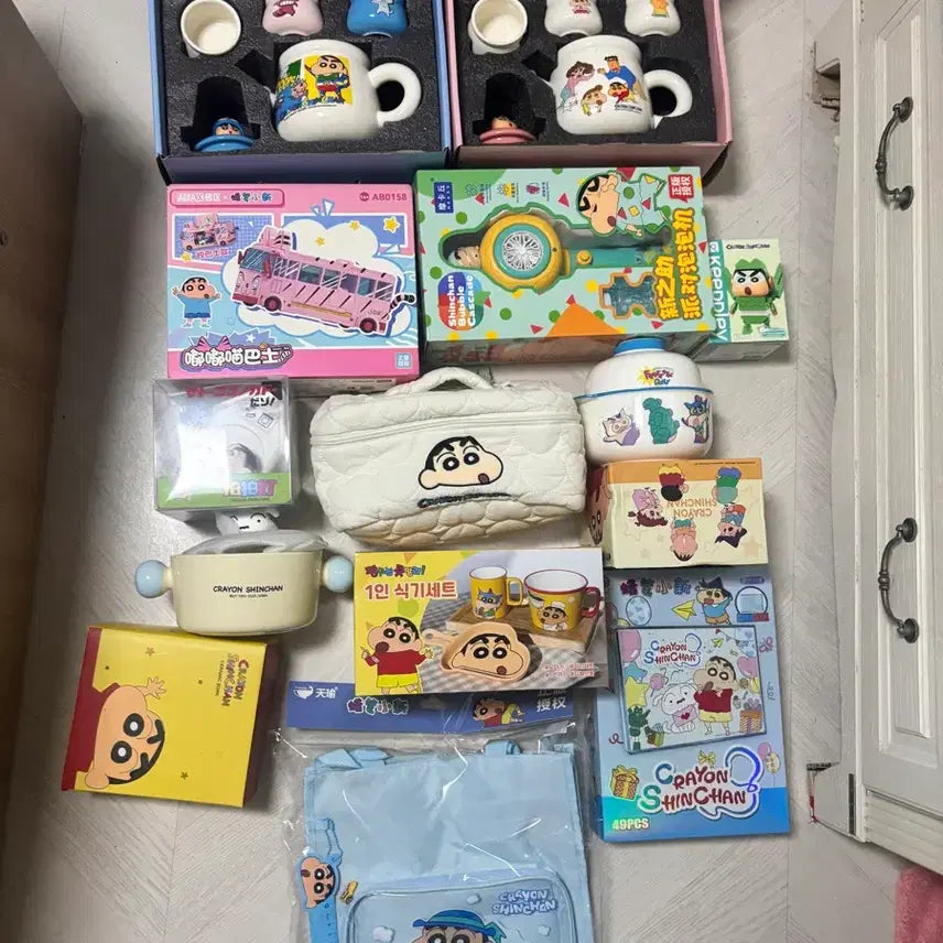 [BUNJANG] Crayon Shin-chan Character Goods Set / 짱구는 못말려 짱구 캐릭터 굿즈 세트