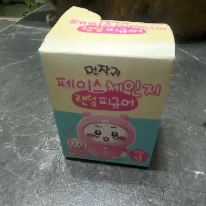 [BUNJANG] Momokyun Family Face Change Random Figure Usagi / 먼작귀 페이스체인지 랜덤 피규어 우사기