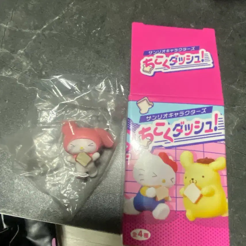 [BUNJANG] Sanrio Chokokku Dash My Melody Figure / 산리오 치코쿠 대시 마이멜로디 피규어