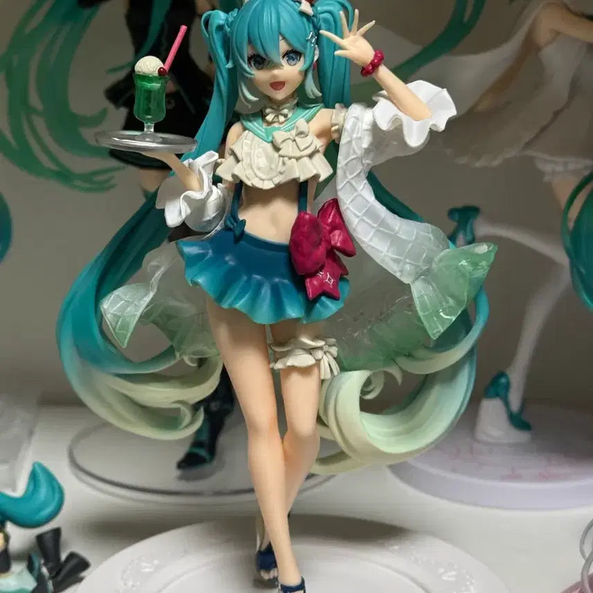 [BUNJANG] Hatsune Miku Melon Soda Figure / 하츠네 미쿠 메론소다 피규어 판매합니다