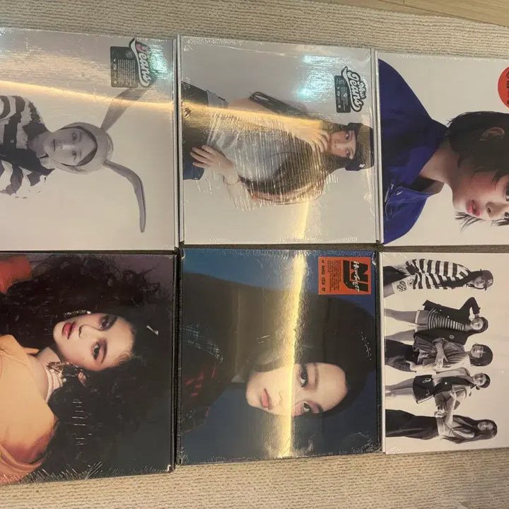[BUNJANG] NewJeans Haus with Bundle Set (Sealed) / (미개봉) 뉴진스 하우스윗 일괄 판매