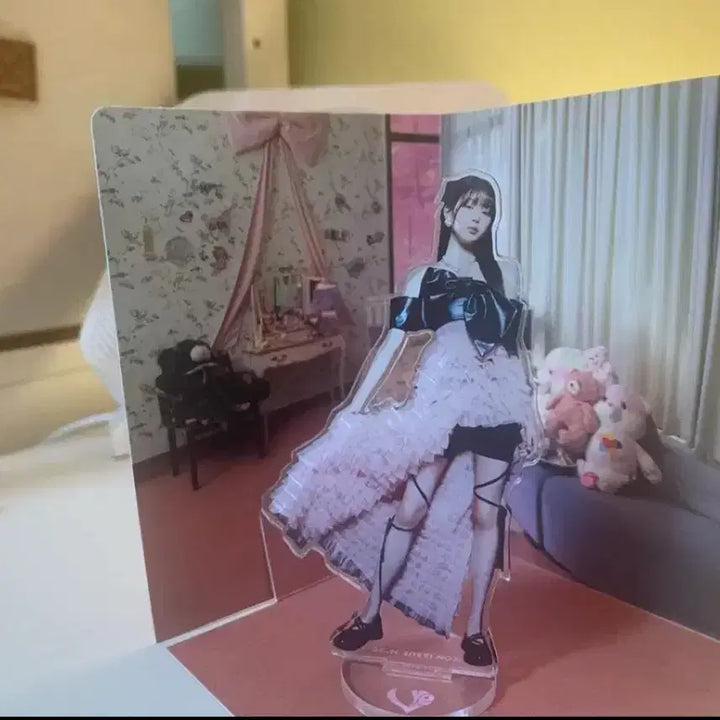 [BUNJANG] IVE Wonyoung DICON Acrylic Stand / 장원영 DICON 아크릴 스탠드