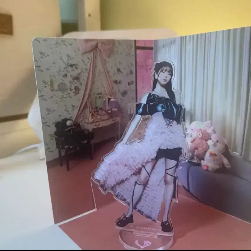 [BUNJANG] IVE Wonyoung DICON Acrylic Stand / 장원영 DICON 아크릴 스탠드