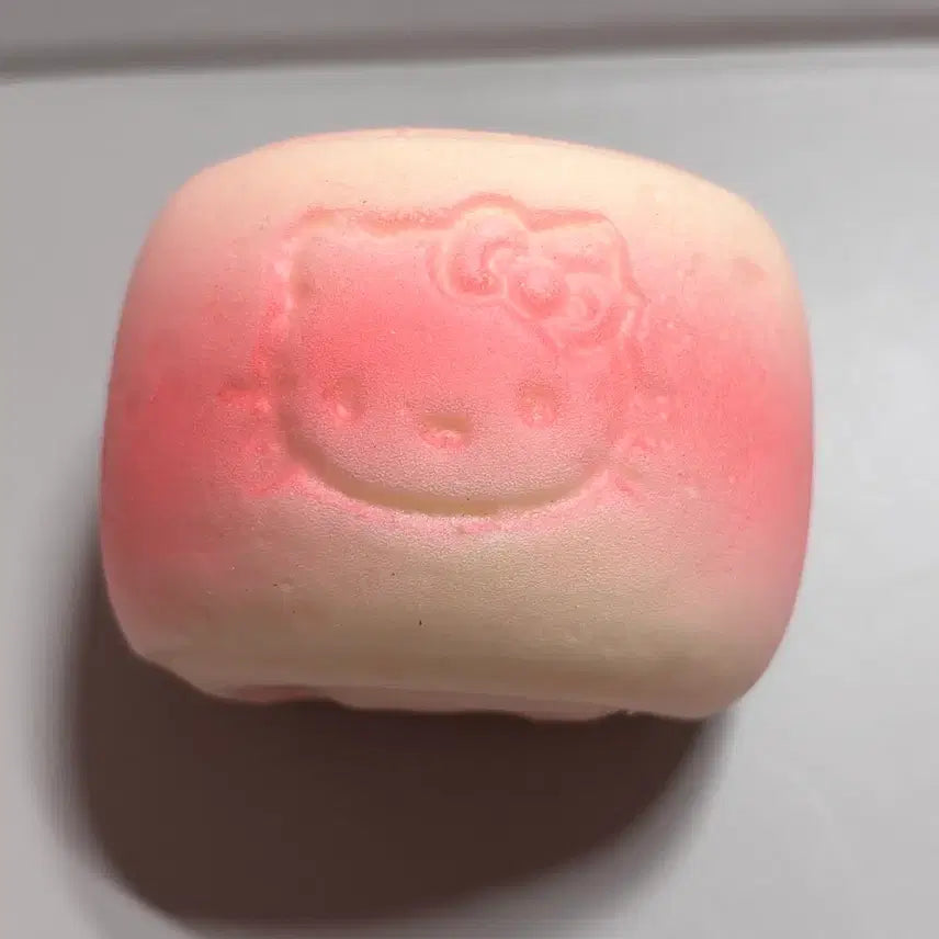 [BUNJANG] Hello Kitty Brioche Squishy Pink / 헬로키티 롤빵 스퀴시 핑크 말랑이