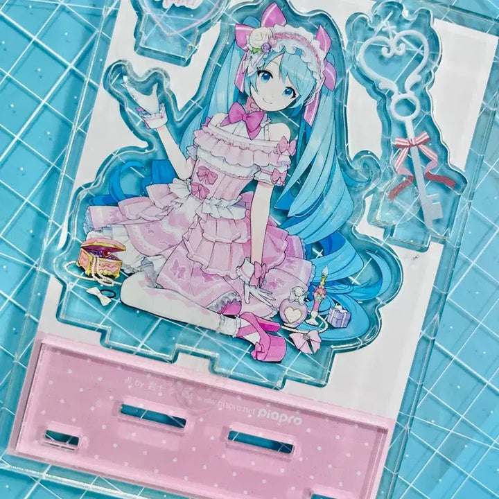 [BUNJANG] Hatsune Miku White Day Acrylic Stand / 하츠네미쿠 아크릴스탠드 화이트데이