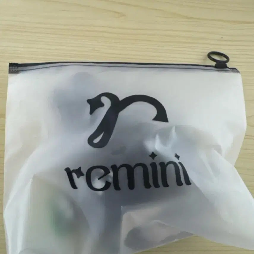 [BUNJANG] Resine Wonyoung Remini Doll / 리센느 원이 remini 인형 팔아요