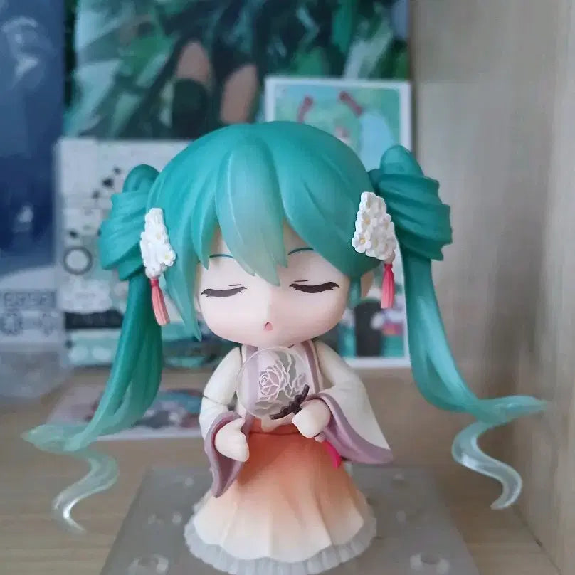[BUNJANG] Good Smile Company Hatsune Miku Nendoroid 539 - Lunar Glow Version / 하츠네 미쿠 넨도 넨도로이드 539 중추명월.ver 팝니다