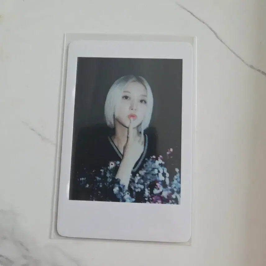 [BUNJANG] IVE After Like WITHMUU Lucky Draw Rei Polaroid Photocard / 아이브 에프터라이크 위드뮤 럭드 가을폴라