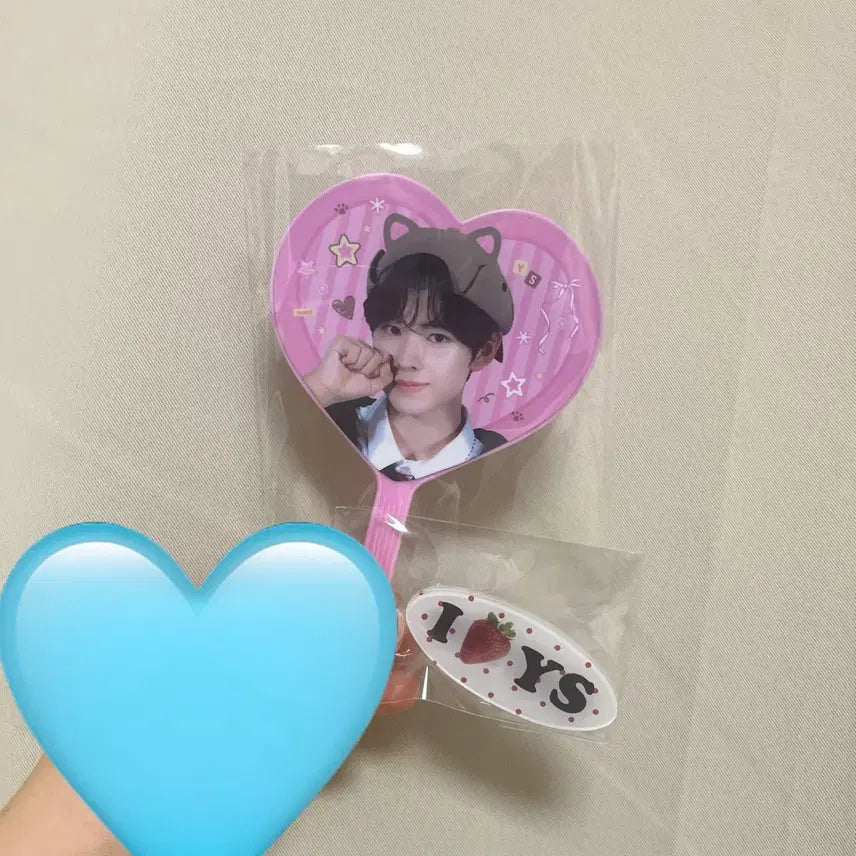[BUNJANG] NCT WISH Yushi Mini Uchiwa + Hairpin Bundle Set / 엔시티위시 유우시 미니우치와 + 헤어핀 일괄