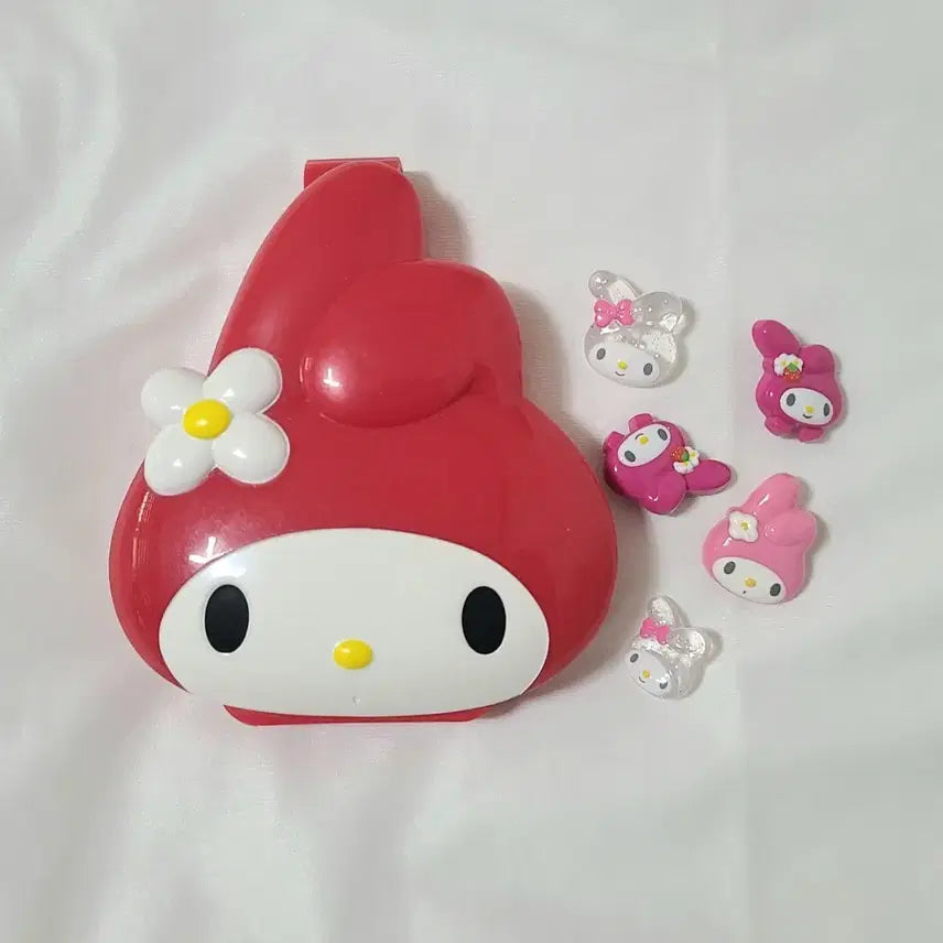 [BUNJANG] Sanrio My Melody Red Button Pouch 2012 / 빨간 마이멜로디 통과 단추 2012년