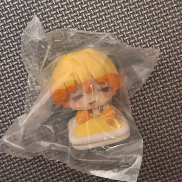[BUNJANG] Demon Slayer Zenitsu Agatsuma Onemutan Plush Doll / 귀멸의칼날 젠이츠 오네무탄