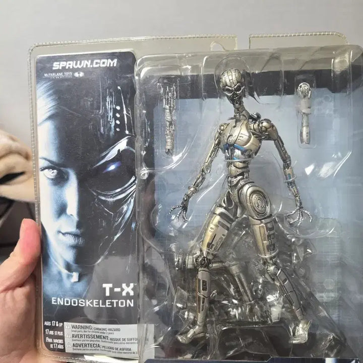 [BUNJANG] McFarlane Toys Terminator 3 T-X Endoskeleton Figure / 맥팔레인 토이즈 터미네이터3 T-X 엔도스켈레톤 피규어 핫토이 아님