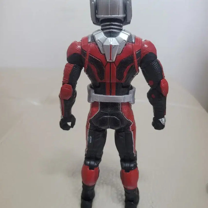 [BUNJANG] Hasbro Ant-Man Action Figure / 앤트맨 액션 피규어. +와스프.