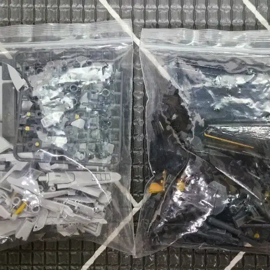 [BUNJANG] Gaffran &amp; Hrairo Custom Model Kit / HGUC 가프랑 흐라이루 판매합니다.