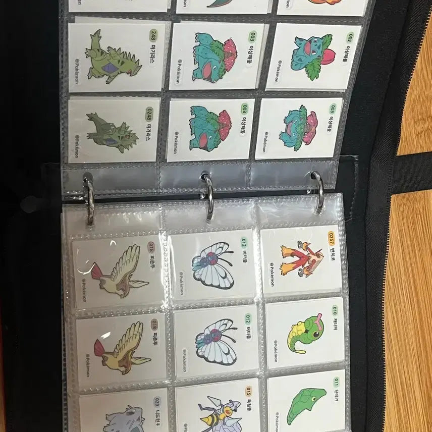 [BUNJANG] Pokemon Sticker Collection (Sealed &amp; Unsealed) / 포켓몬 띠부씰 급처합니다 (게시글 잘 읽고 톡 주세요)
