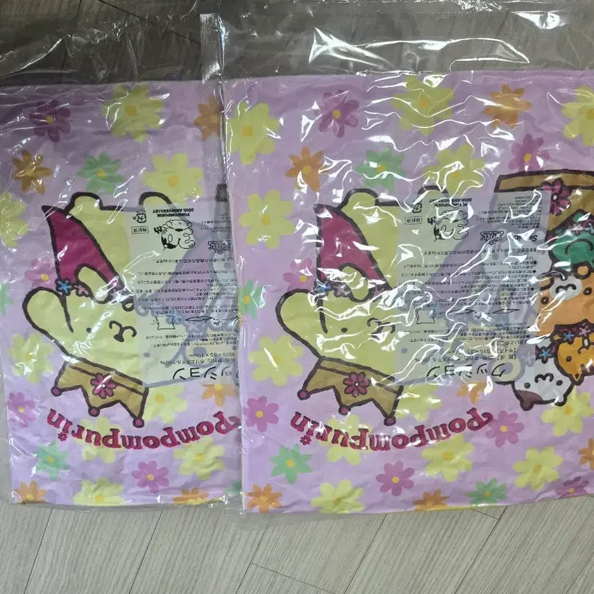 [BUNJANG] Sanrio Kuromi Pompompurin Cushion Set of 2 / 산리오 쿠지 폼폼푸린 쿠션 2개 세트
