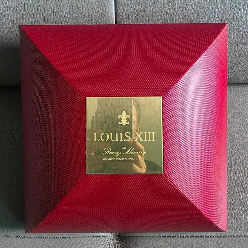 [BUNJANG] Louis XIII Remy Martin Cognac Empty Bottle / 루이13세 레미마르탱 코냑 위스키 공병