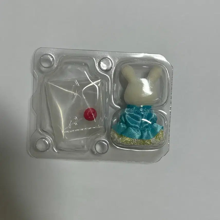 [BUNJANG] Sylvanian Families Blind Bag Snow White Rabbit Sealed / 실바니안 블라인드백 백설공주 토끼 미개봉