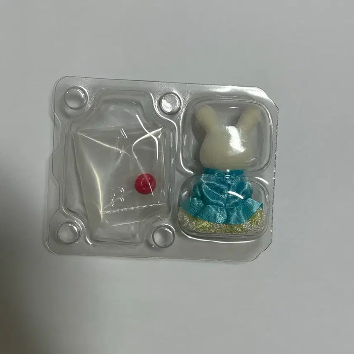 [BUNJANG] Sylvanian Families Blind Bag Snow White Rabbit Sealed / 실바니안 블라인드백 백설공주 토끼 미개봉