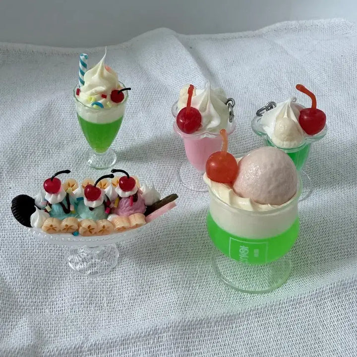 [BUNJANG] Cafe Decoration Parfait Melonsoda Gachapon Toy / 카페장식 파르페 가챠 메론소다