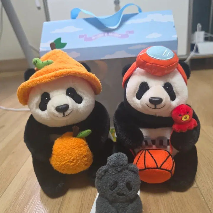[BUNJANG] Limited Edition Jeju Louishuie Edition Panda Doll Set / 한정판 제주 루이후이에디션  인형세트