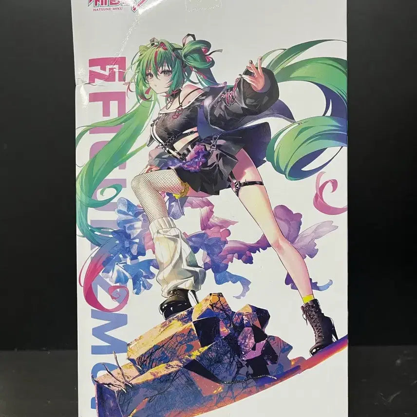 [BUNJANG] SEGA Hatsune Miku Punk Ver. EFİGURİZMA Figure (Sealed) / 미개봉 하츠네 미쿠 펑크 피규어 비쿠 피규어 펑크미쿠