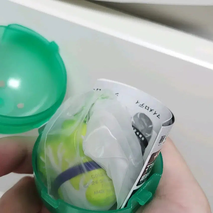 [BUNJANG] Sanrio Pompompurin Cabbage Carrier Mascot (Sealed) / 미개봉 산리오 배추 포대기 마스코트 가챠 폼폼푸린