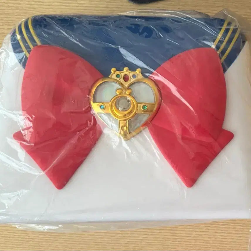 [BUNJANG] Sailor Moon Popcorn Bucket / USJ 세일러문 팝콘통 판매합니다