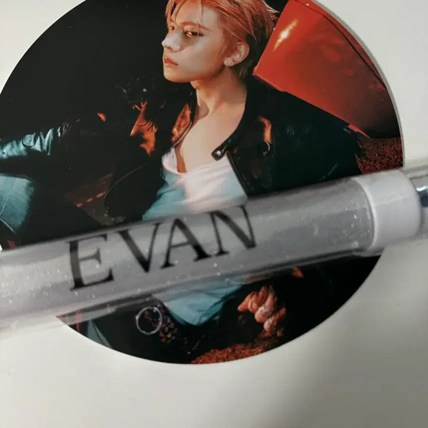 [BUNJANG] ENHYPEN Heeseung EVAN Photocard Set / 에반 희승 EVAN 부채+응원봉 heeseung