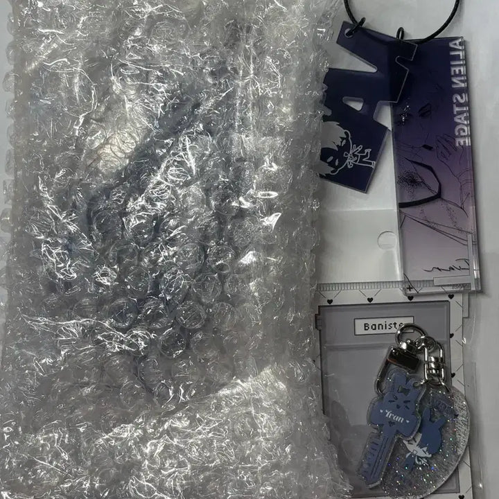 [BUNJANG] Alien Stage Ivan Bundle Set / 에일리언스테이지 이반 굿즈일괄판매