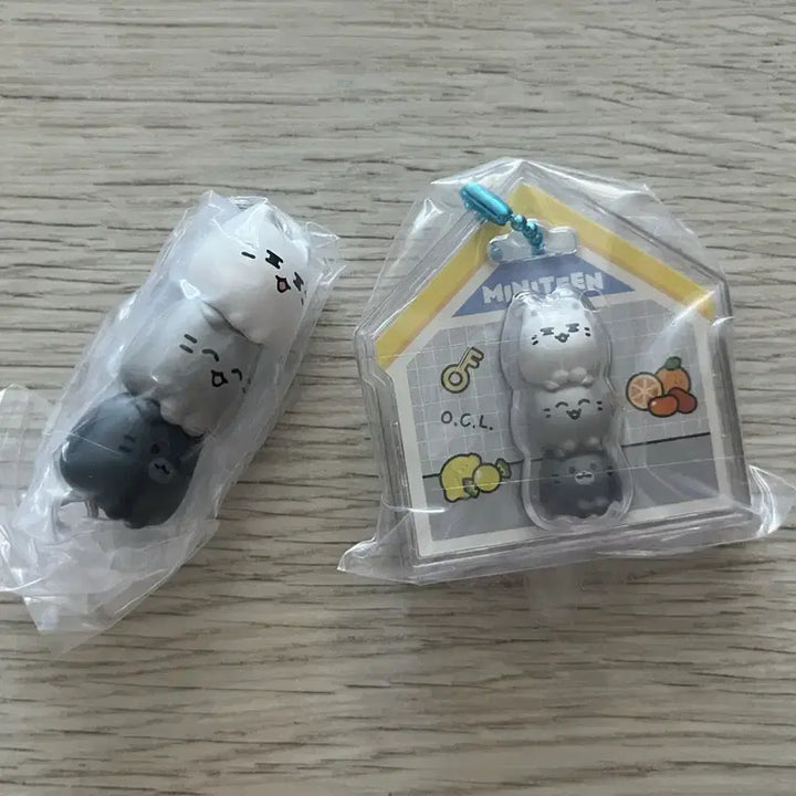 [BUNJANG] SEVENTEEN MiniTin Yeoldapjam Gacha Keyring / 세븐틴 미니틴 열닫잠 가챠 키링