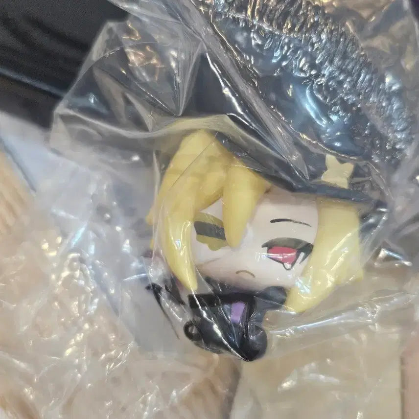 [BUNJANG] Hugo Blinded Version Photocard / 눈 감은 휴고 판매합니다
