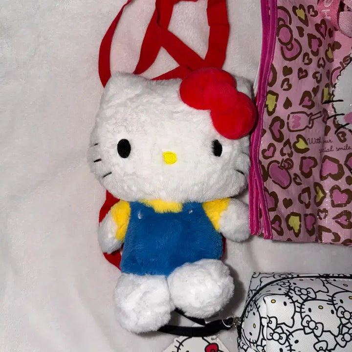 [BUNJANG] Sanrio Hello Kitty Plush Backpack, Crossbody Bag, Pouch, Coin Purse, and Tarpaulin Bag Set / 산리오 키티 인형 백팩, 크로스백, 파우치, 동전지갑, 타포린백 새상품