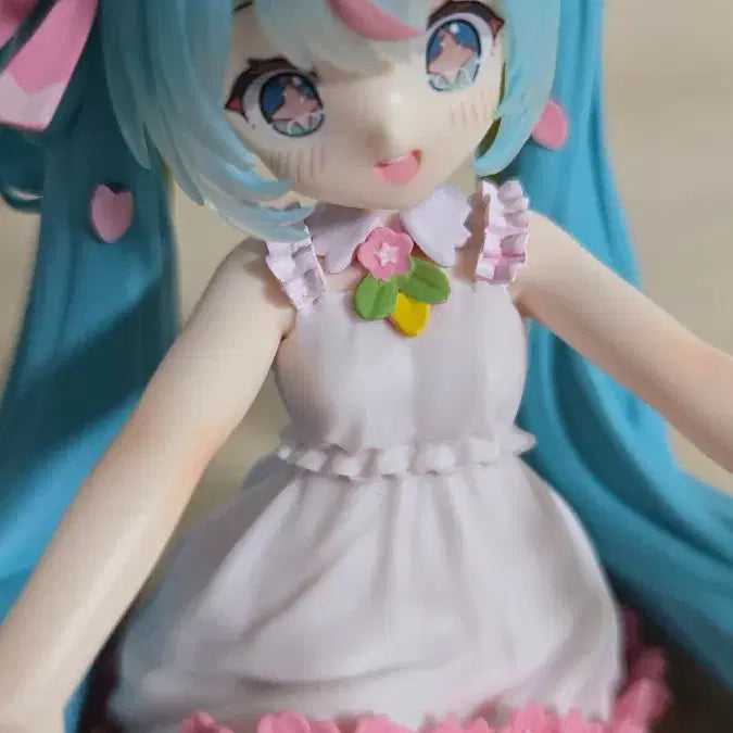[BUNJANG] 10th Anniversary Miku Figure / 10주년 미쿠 피규어