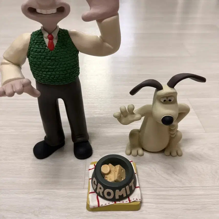 [BUNJANG] Wallace &amp; Gromit Feathers McGraw &amp; Gromit Pet Bowl / 월레스와 그로밋 해롭 그로밋 밥그릇