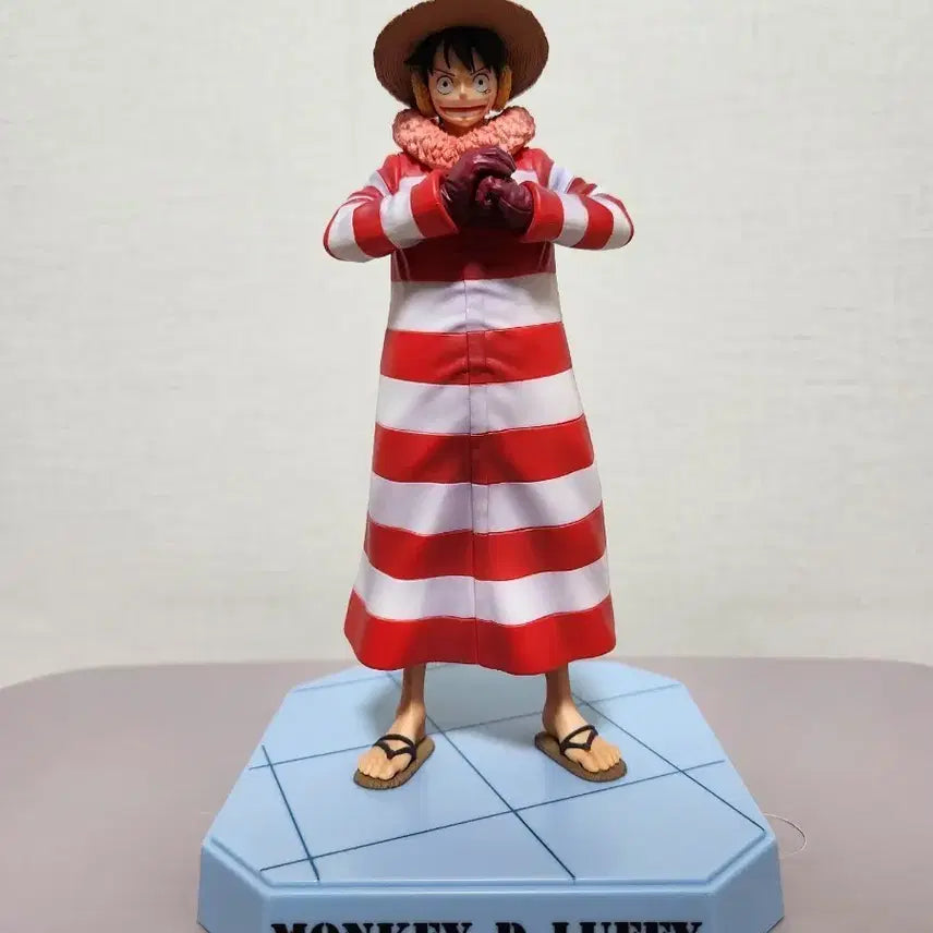 [BUNJANG] One Piece Monkey D. Luffy Figure (Punk Hazard Ver.) / 원피스 제일복권 몽키D루피C상 펑크해저드 개봉