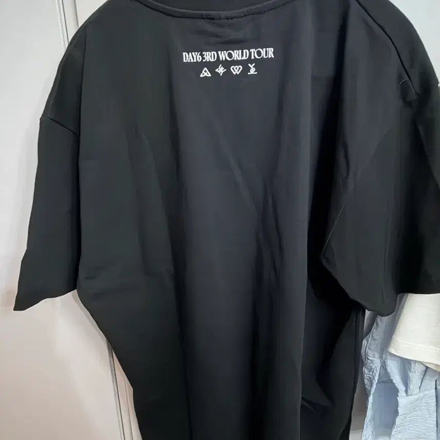 [BUNJANG] Day6 Forever Young World Tour T-Shirt / Day6-포에버영 월투 티셔츠