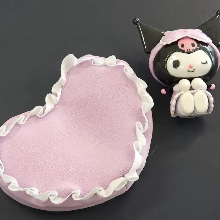 [BUNJANG] Sanrio House Mallang Sofa Gacha Kuromi / 산리오 하우스 말랑쇼파 가챠 쿠로미