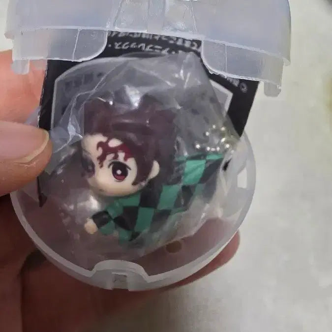 [BUNJANG] Demon Slayer Tanjiro Long Gacha Figure / 귀칼 무한성 대롱가챠 탄지로