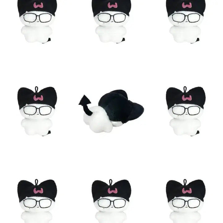 [BUNJANG] SEVENTEEN Wonwoo Uromy 8cm Doll / 세븐틴 원우 인형 우로미 8cm