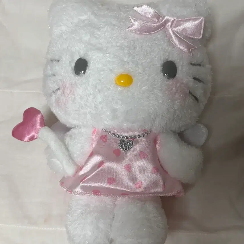[BUNJANG] Sanrio Yumemirukitty Plush Doll / 산리오 유메미루 키티 인형 누이