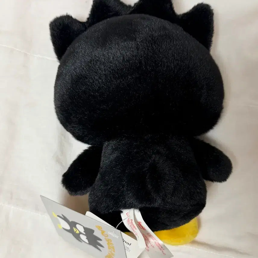 [BUNJANG] Sanrio Badtz-Maru Plush Doll (M Size) / 산리오 배드바츠마루 누이구루미 M 사이즈 인형