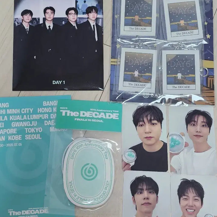 [BUNJANG] DAY6 The DECADE Encore Fanclub Gift Bundle Set / 데이식스 데케이드 앙콘 팬클럽기프트 + 입장기프트 일괄 양도