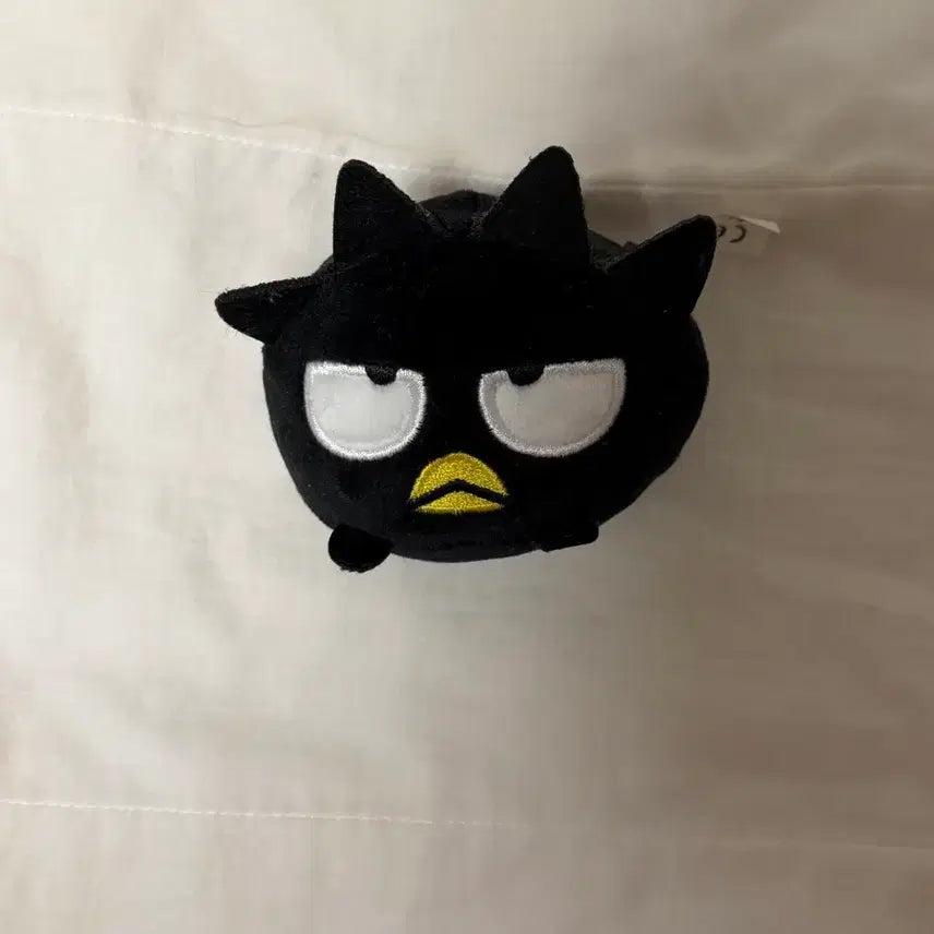 [BUNJANG] Sanrio Badtz-Maru Mochi Plush / 산리오 배드바츠마루 모찌 인형