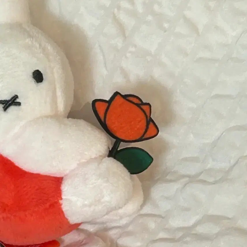 [BUNJANG] Miffy Rose Costume Plush Keychain / 택0,새상품) 미피 장미꽃 코스튬 인형 키링