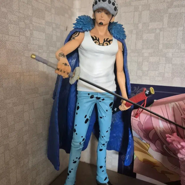 [BUNJANG] Trafalgar Law One Piece Figure / 로 a상