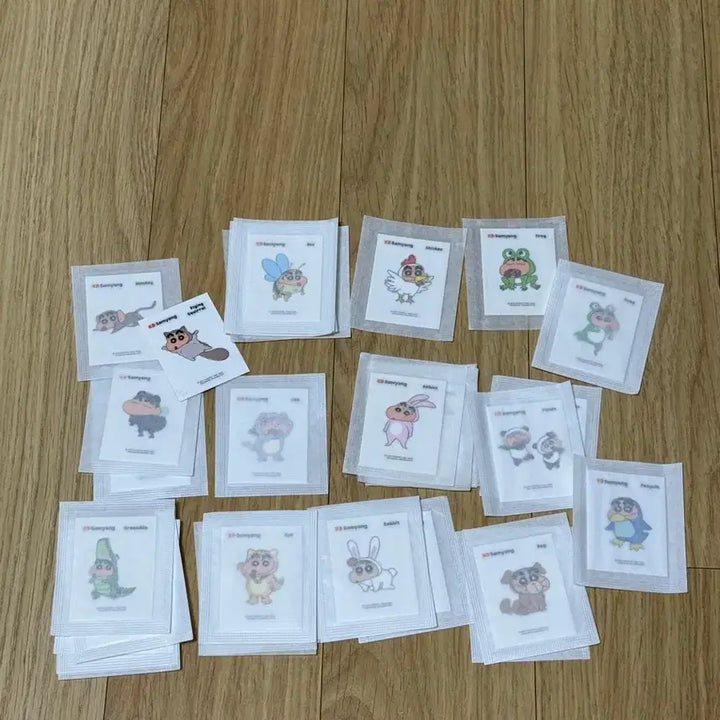 [BUNJANG] Samyang Crayon Shin-chan Animal Series Sticker / 삼양 짱구 띠부띠부씰 동물 시리즈 교환